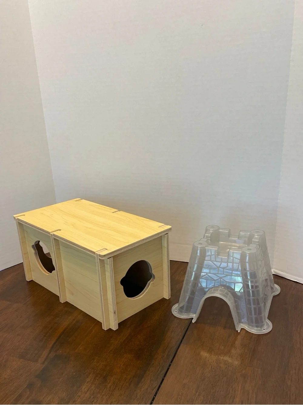 Lot Of 2 Hamster Hideout Natural Wood Tunnel Hide Platform Top. Plastic Castle.